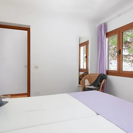 Corb Mari 2 En La Playa Cala Marsal!